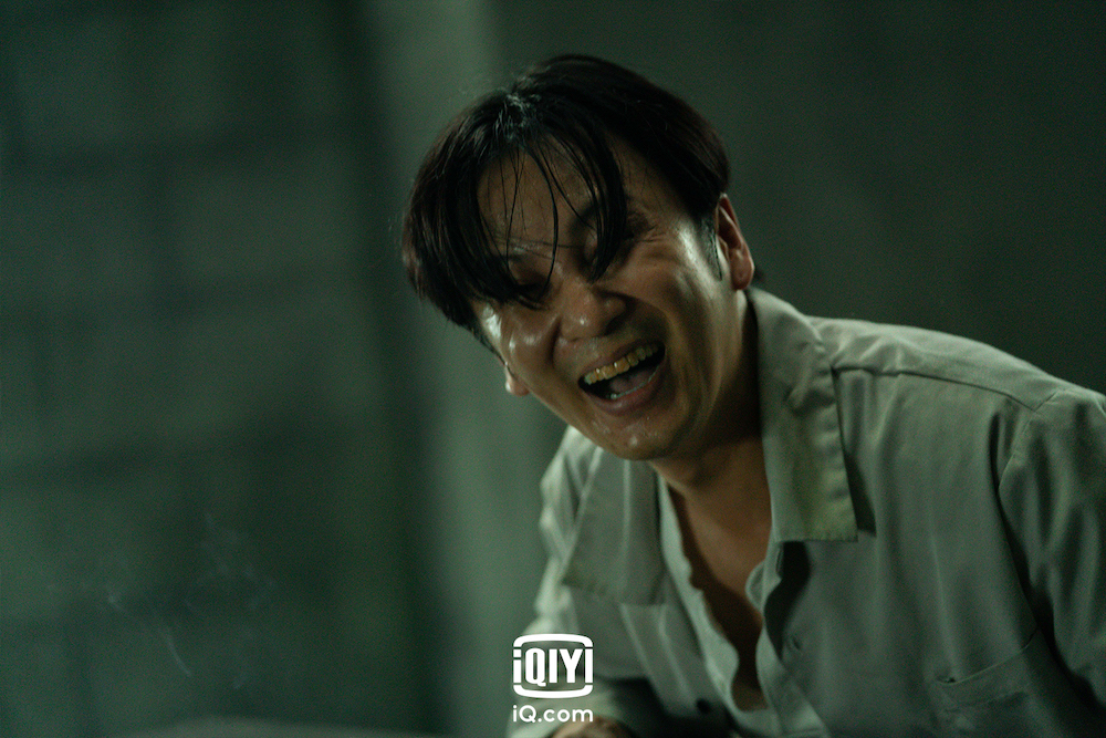 ▲張書偉展瘋癲式演技，盼觀眾認不得自己。（圖／愛奇藝國際站提供）