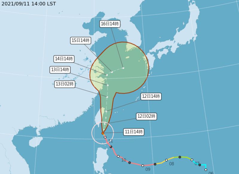 ▲中颱璨樹最新路徑。(圖/氣象局提供)