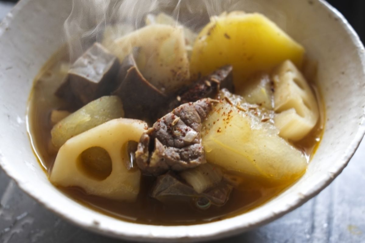 ▲冬瓜湯是非常好的消暑聖品，就有女網友指出她料理時不加排骨，分享「一招」引發老饕大讚「清爽沒負擔！」（示意圖／翻攝photoAC）