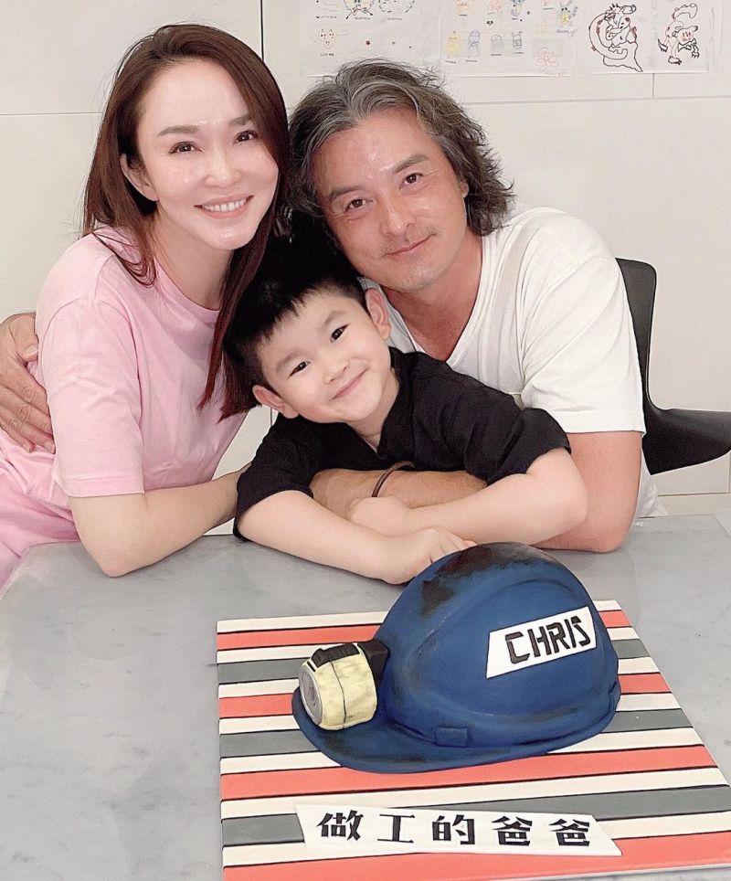 ▲李銘順(右一)心疼也感謝范文芳(左一)的付出。(圖/李銘順IG)