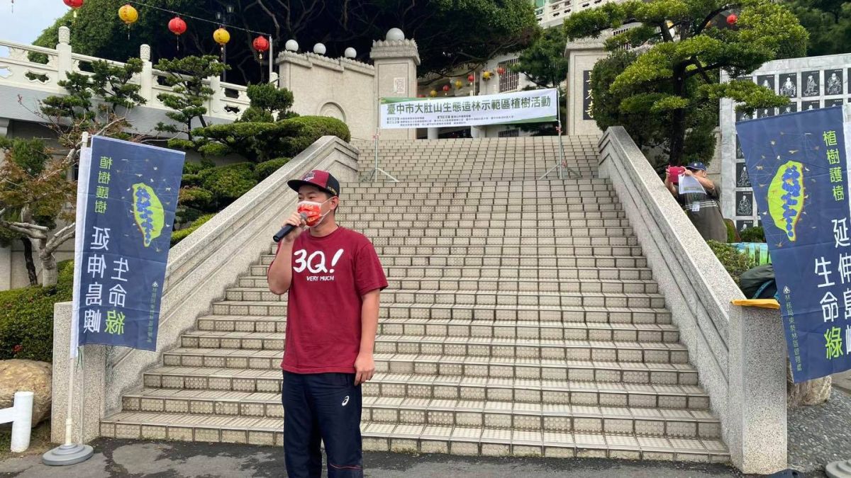 ▲面對罷免，台灣基進立委陳柏惟持續勤走基層，也架設3Qi.tw網站彰顯政績。（圖／翻攝自陳柏惟臉書）