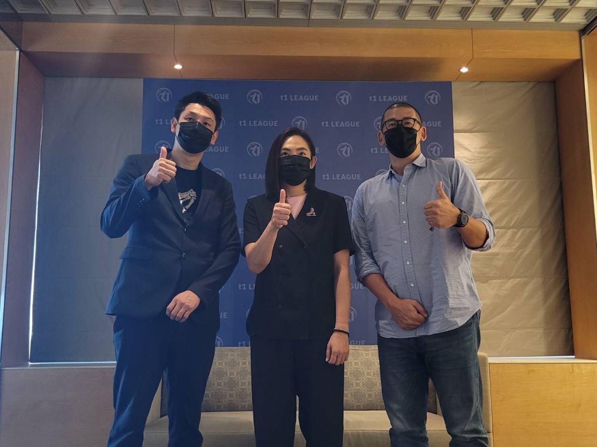 ▲T1聯盟會長錢薇娟(中)、秘書長張運智(右)、賽務長賈凡(左)。（圖／黃建霖攝）