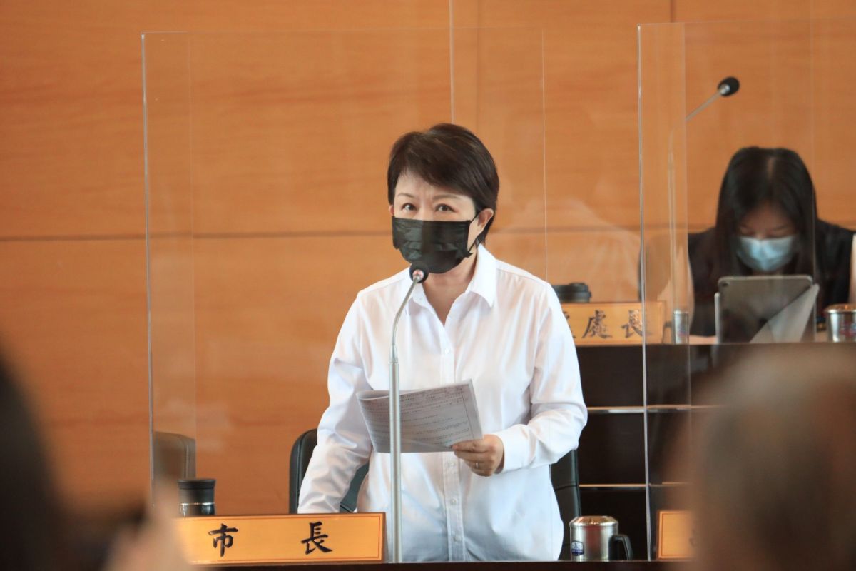▲中市議會通過由市府編列預算自購疫苗，市長盧秀燕表示，國際疫苗供給量難以追蹤，買不到也沒用(圖／柳榮俊攝2021.9.13)
