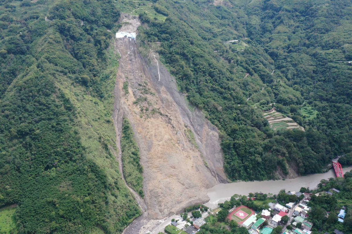 ▲水保局表示，新竹縣尖石鄉白石溪邊坡崩塌，形成堰塞湖，呼籲民眾不要前往。（圖／水保局提供）