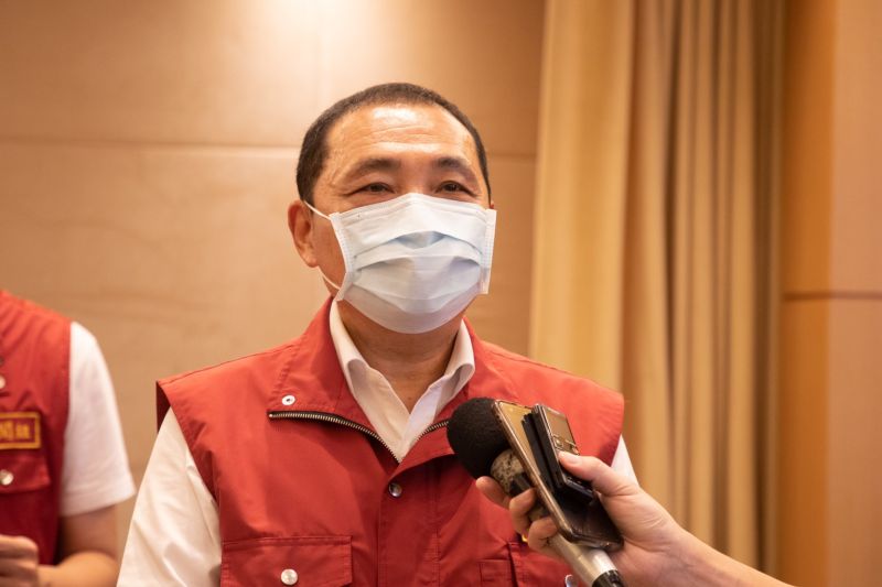 ▲侯友宜表示,若疫情持續穩定,最快有望於23日降回二級警戒。(圖/新北市政府提供)