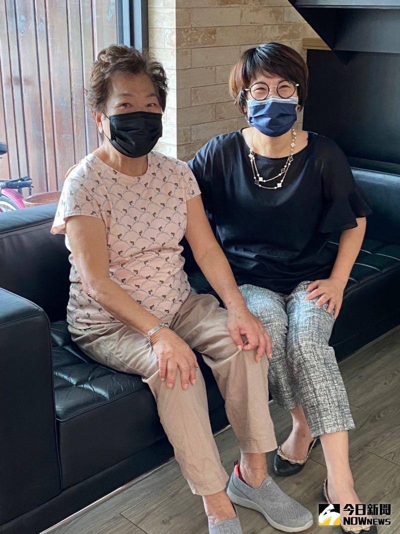 ▲黃麗玲說,經營永真十餘年,最大收穫是藉由保健食品,照顧好媽媽這位老寶貝,儘管87歲高齡,依然健朗。(圖/記者金武鳳攝,2021.9.17)
