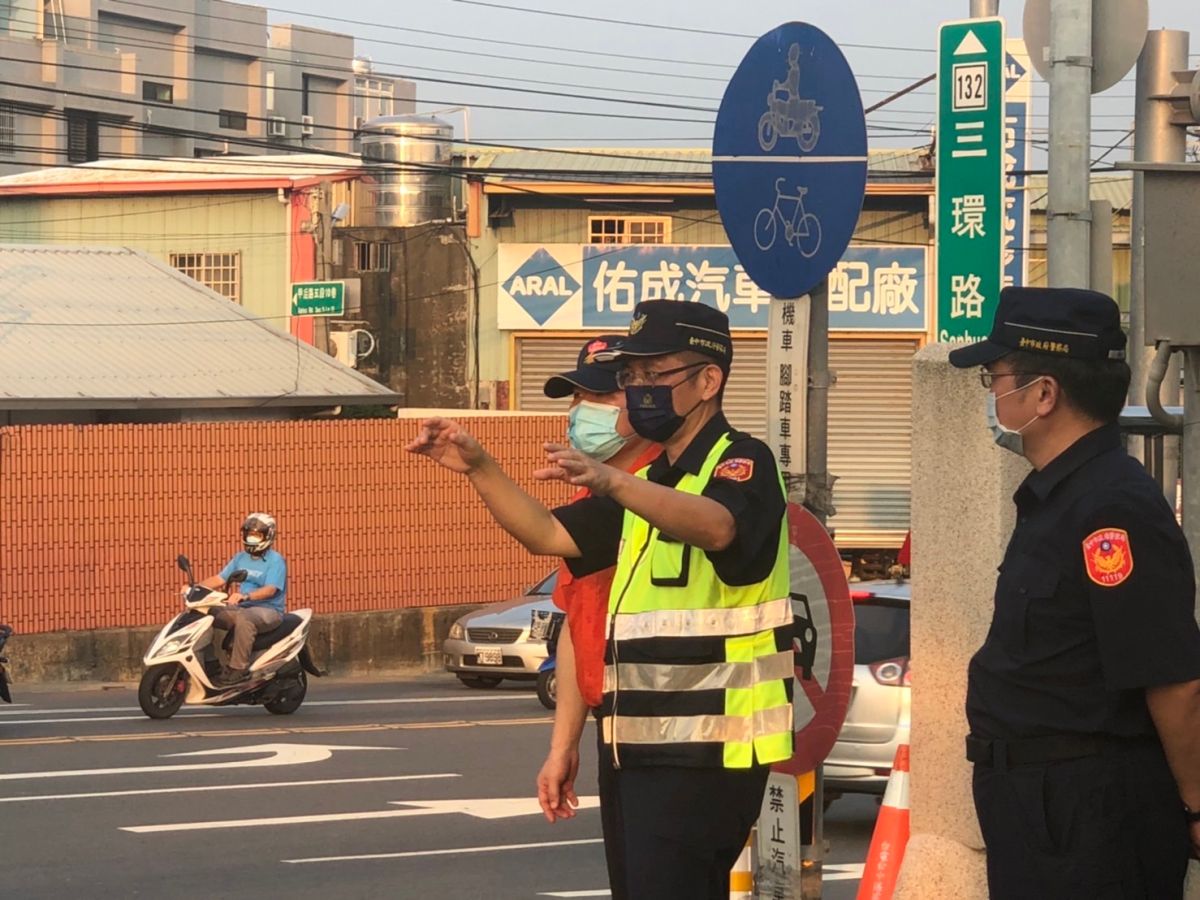 ▲中秋節連續假期，大甲警分局針對轄區風景遊樂區、廟宇加強交通疏導管制，要讓前來遊玩的民眾與當地居民感受到交通順暢(圖／警方提供2021.9.18)