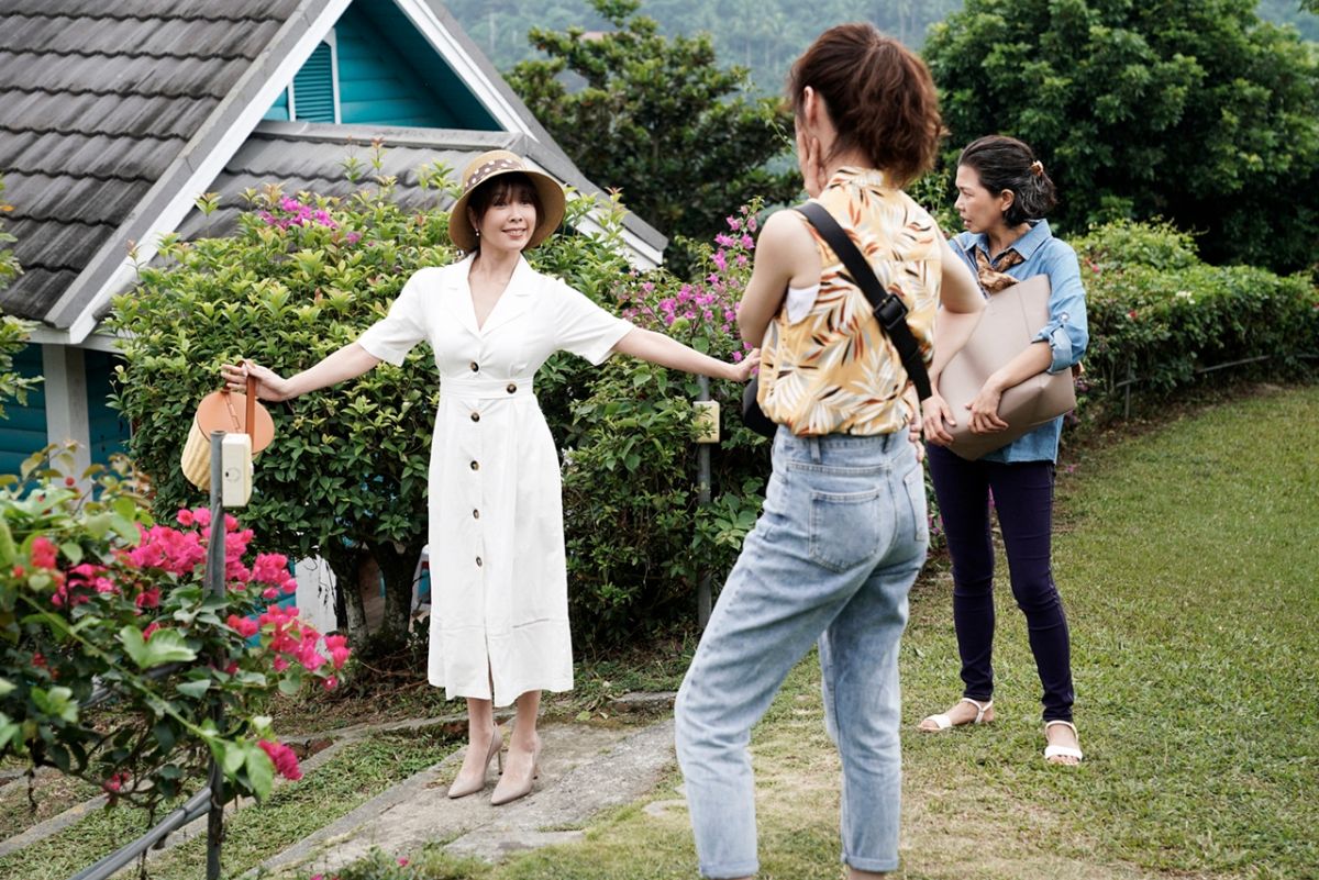 ▲天心（左）表現公主病維妙維肖。（圖／華視、CATCHPLAY提供）