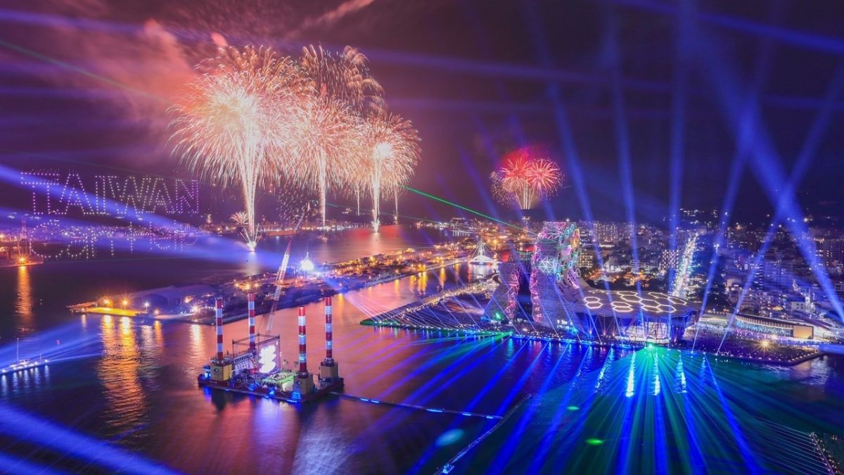 ▲高市府將打造範圍史上最大、高空大口徑焰火數量為歷年之最的國慶焰火。（圖／高市府提供）