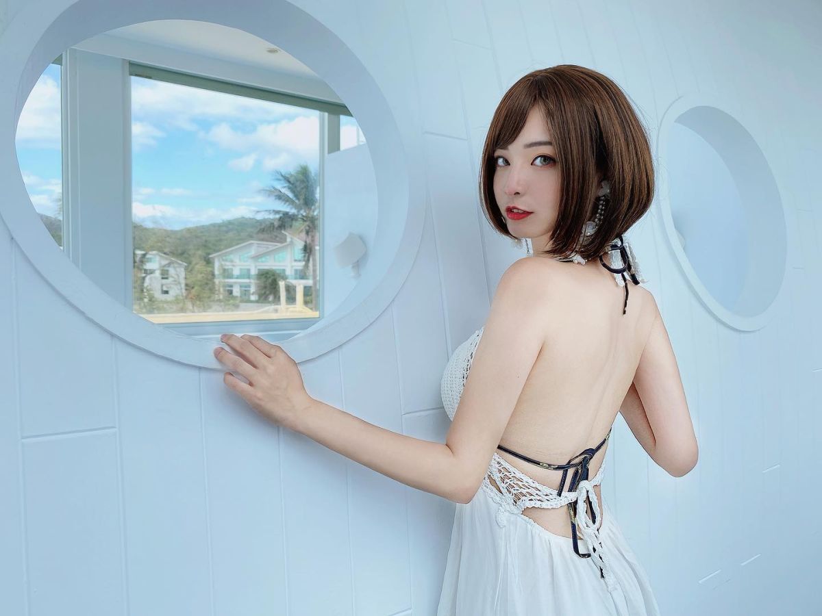 ▲郭鬼鬼開心分享將到科技大學任教的好消息，但隨後卻因為與聘書的合照被要求下架而不滿。（圖／郭鬼鬼臉書）