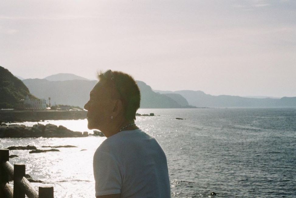 ▲陳璇曬龍劭華背影。（圖／翻攝陳璇IG）