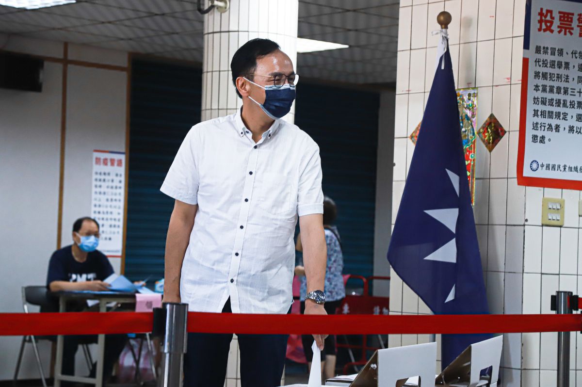 ▲回應中國國家主席習近平的賀電中，國民黨主席當選人朱立倫隻字未提中華民國，引發各界討論。（資料照／記者葉政勳攝，2021.09.25）