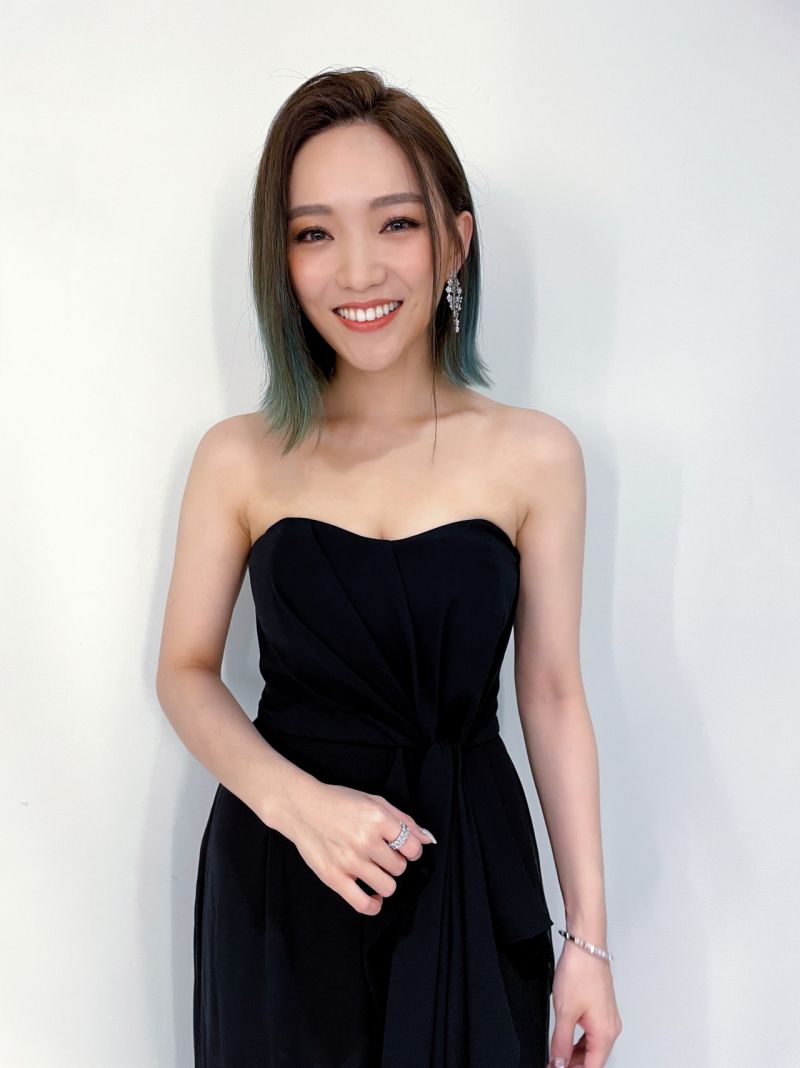 ▲楊小黎感激閻奕格的歌曲給了她正能量。(圖/華研國際提供)