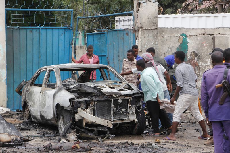 ▲東非國家索馬利亞民主共和國總統府附近今天發生汽車炸彈攻擊，造成8死7傷；案發後極端主義武裝團體「青年黨」出面承認犯案。（圖／美聯社／達志影像）