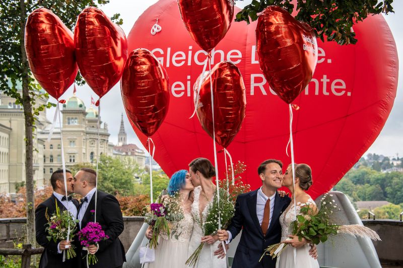 ▲瑞士同性婚姻公投結果出爐，支持票大幅領先勝出，使瑞士成為全球第30個同婚合法化國家。（圖／美聯社／達志影像）