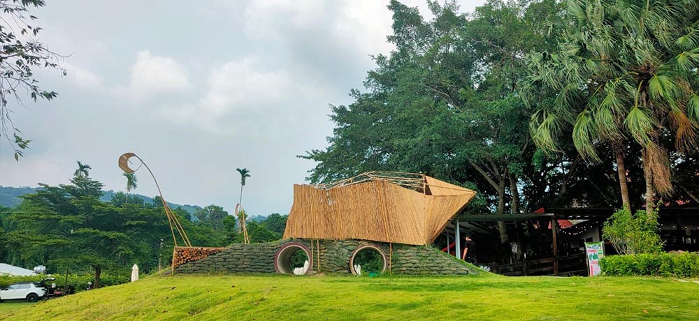 ▲大型蝸牛裝置藝術十分吸睛，不僅可看還可玩（圖／記者林怡孜攝，2021,09,26）