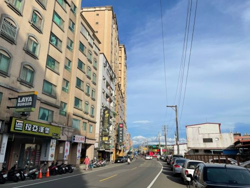 內壢環中商圈 ▲內壢環中商圈有部份外籍配偶購屋族群,鎖定低總價物件。(圖/NOWnews資料照片)
