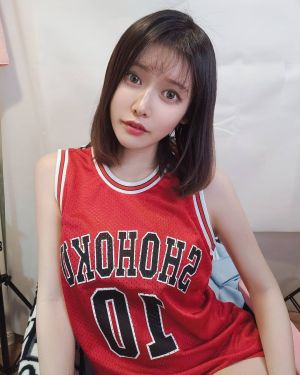 ▲菈菈臉蛋甜美,身材也很有料。(圖/菈菈IG) ▲菈菈臉蛋甜美,身材也很有料。(圖/翻攝自菈菈IG)