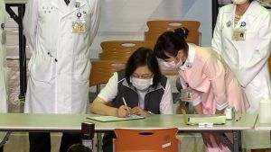 蔡英文施打高端第二劑疫苗 ▲總統蔡英文施打高端疫苗第二劑。(圖/記者朱永強攝影,2021.09.30)