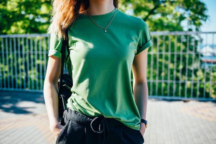 ▲建議多穿綠色衣服，能讓財運滿分。（圖／Shutterstock）