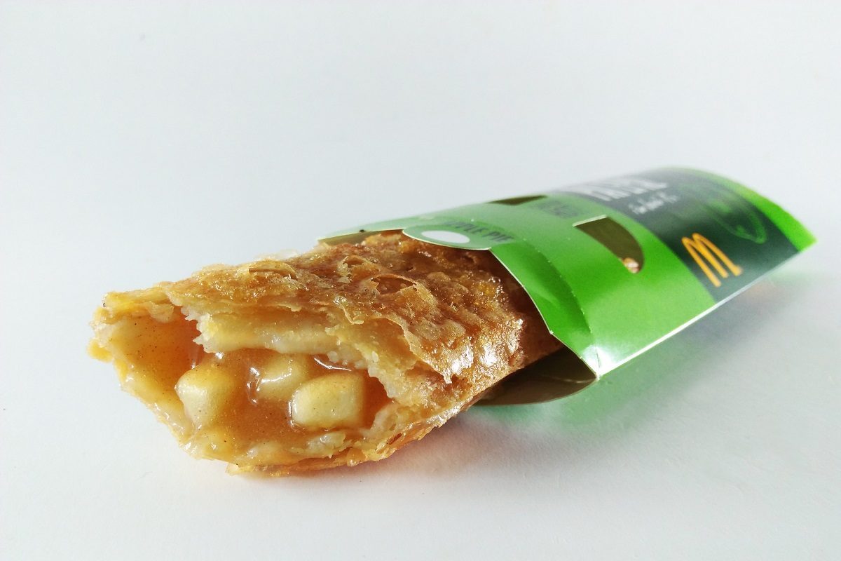 ▲原PO認為麥當勞的蘋果派最好吃，不過，也有不少網友淚喊「這口味」消失超可惜。（圖／shutterstock）