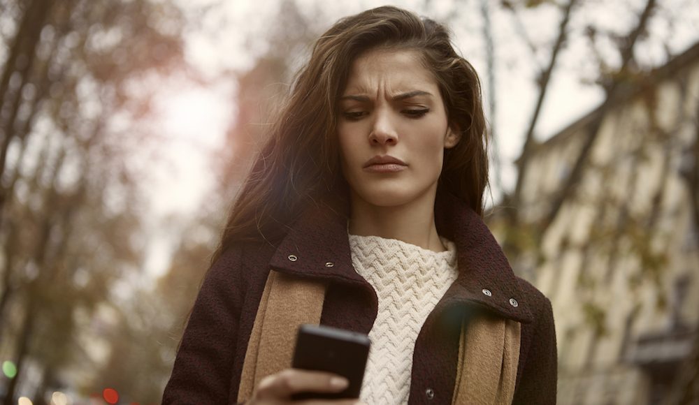 ▲選擇憤怒時，請誠實面對內心的感受。憤怒的背後可能是因為內心的脆弱？（圖／Shutterstock）