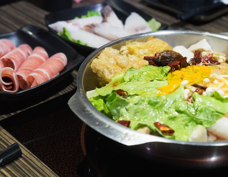 台灣最強小火鍋是哪家？老饕推「平價雙天王」：南洋咖喱超好吃
