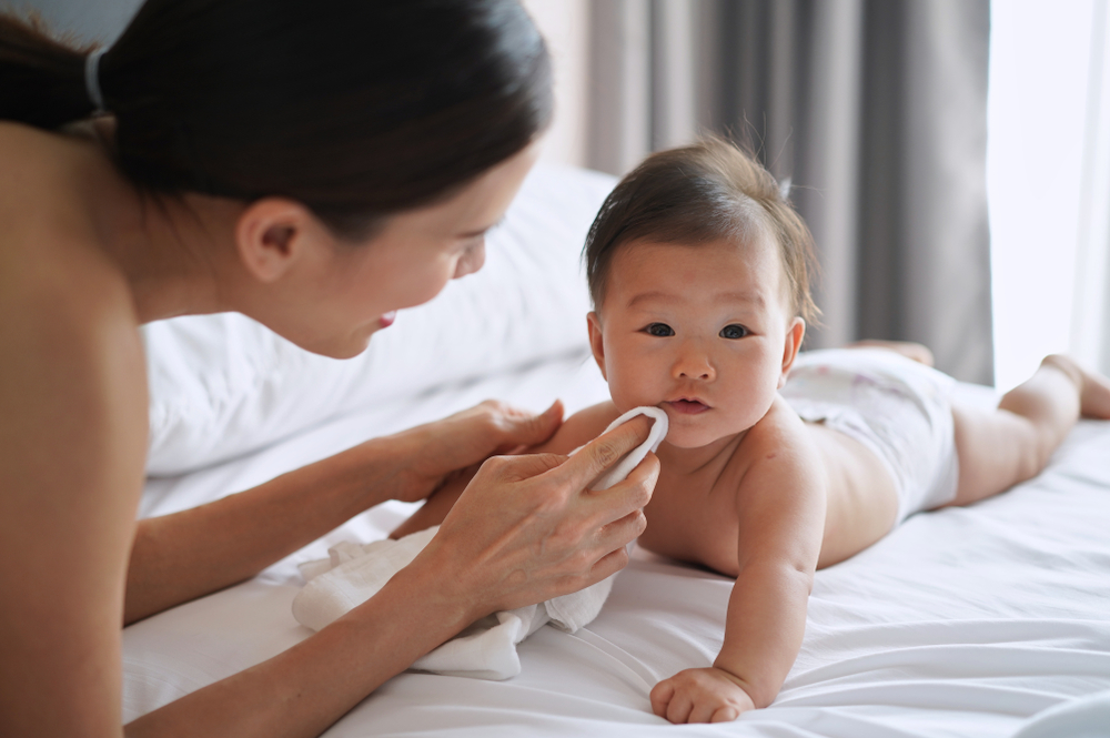 ▲小嬰兒皮膚細膩，需特別小心照顧，使用無添加商品更適合寶寶的肌膚。（圖／資料照片）