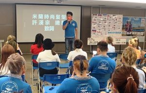 米蘭時尚髮型集團總裁許漢宗長期支持台灣世界展望會國內外各項服務工作 ▲米蘭時尚髮型集團總裁許漢宗長期支持台灣世界展望會國內外各項服務工作(圖/記者林怡孜攝,2021,10,04)