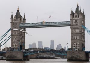 倫敦港人與華人爆衝突　亞裔團體聯署批親中威脅
