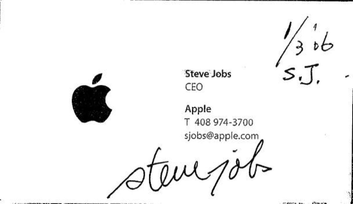 ▲美國時間10月5日正是蘋果創辦人賈伯斯（Steve Jobs）逝世10週年的日子，而鴻海集團創辦人郭台銘於今（7）日也在臉書發文緬懷對方，更曬出賈伯斯親筆簽名的珍貴名片。（圖／翻攝郭台銘臉書）