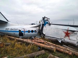 俄羅斯輕型飛機墜毀　15死7傷
