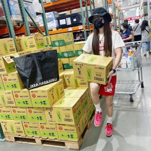 ▲網友討論李千那的穿搭。(圖/李千那IG) ▲網友討論李千那的穿搭。(圖/李千那IG)