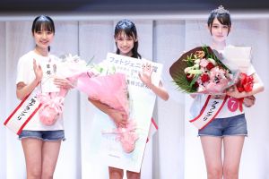 ▲石川花（右）是本屆「MISS TEEN JAPAN」選美冠軍。（圖／MISS TEEN JAPAN Twitter）