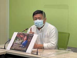 洪申翰 ▲民進黨團副書記長洪申翰(記者黃宣尹攝影)