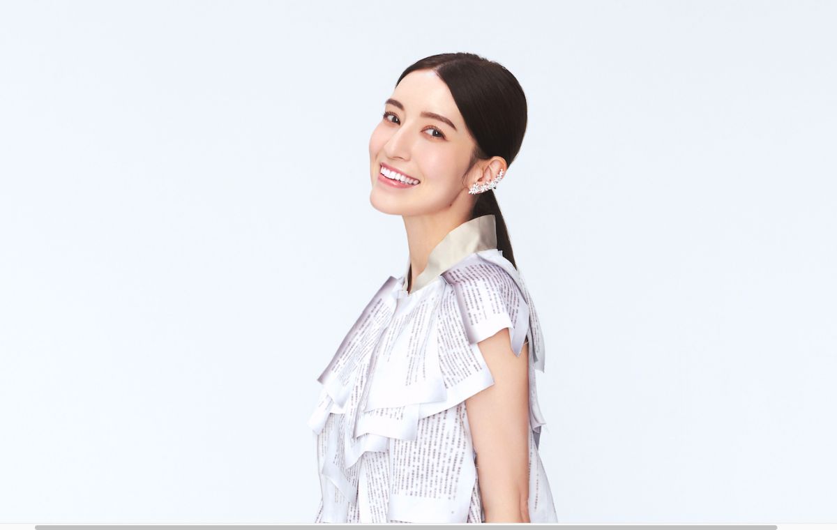 ▲Lara梁心頤收藏前任發霉、長蟲的私人物品。(圖/新湃傳媒提供)