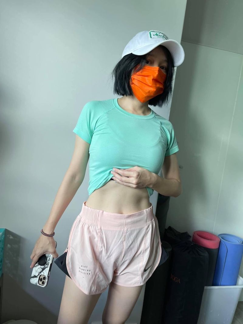 ▲徐若瑄腹肌傲人。(圖/翻攝徐若瑄臉書)