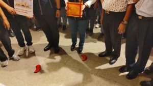 大安媽祖文化園區媽祖雕像 擲筊確定石雕 ▲大安媽祖文化園區有建物基座無媽祖,向大甲鎮瀾宮請示媽祖,5輪擲筊後最後確定由石雕(圖/觀旅局提供2021.10.15)