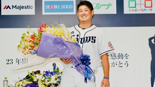 ▲松坂大輔引退,人氣依舊很旺,被日媒點名可能接任西武獅隊主帥。(圖/翻攝自西武獅官方粉絲團) ▲松坂大輔引退,人氣依舊很旺,被日媒點名可能接任西武獅隊主帥。(圖/翻攝自西武獅官方粉絲團)