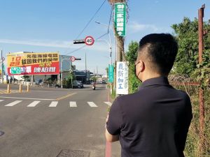 前立委顏寬恒狂拉罷免票,遭網友酸爆。(圖/翻攝顏寬恆臉書) ▲前立委顏寬恒狂拉罷免票,遭網友酸爆。(圖/翻攝顏寬恆臉書)