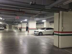 停車位賣破百萬!他精算「租30年才72萬」 眾揭必買關鍵