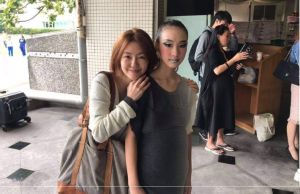 小S ▲小S鍾愛這個大包包,私下常揹著它亮相。(圖/翻攝小S臉書)