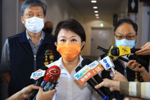 中市55-64歲造冊莫德納第二劑　不用預約
