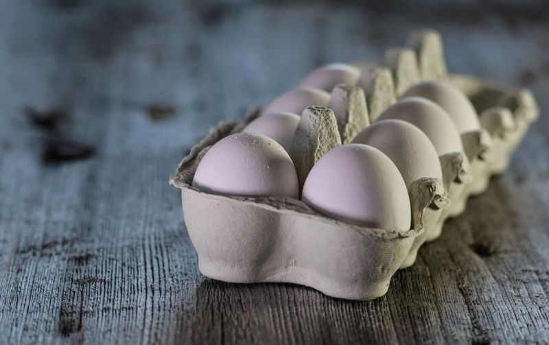 ▲新鮮雞蛋裡含有二氧化碳，如果拿去做水煮蛋，蛋白凝固後會變得乾巴巴，影響到口感及味道。（示意圖／取自pixabay）