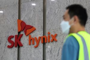 不只台積電 路透:英特爾、SK海力士都願交數據給美國