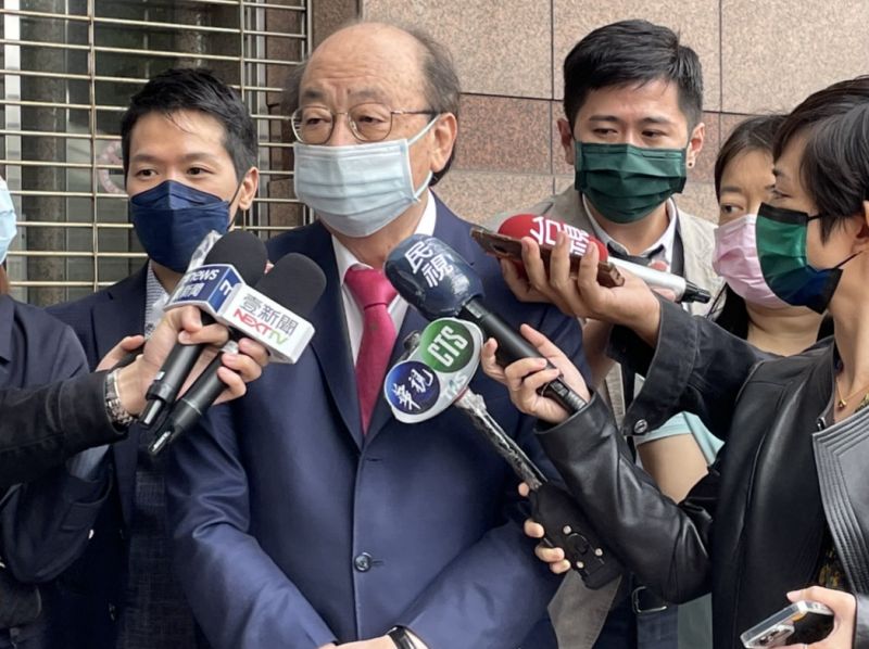 ▲被問及是否不滿林智堅,柯建銘呼籲「不要亂講」。(圖/記者黃宣尹攝)
