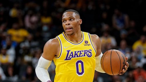 ▲前NBA中鋒坎特（Enes Kanter）為羅素．衛斯布魯克（Russell Westbrook）抱不平，直言他在湖人時期成為詹姆斯的「代罪羔羊」。（圖／美聯社／達志影像