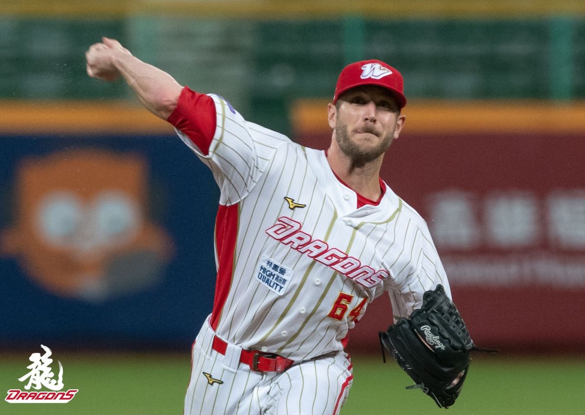 ▲味全洋投鋼龍。（圖／取自味全龍粉絲團）