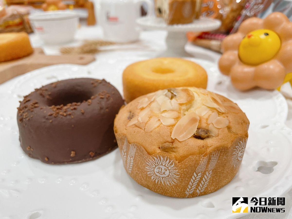 ▲統一超商攜手Mister Donut推出最新的三款便利甜甜圈。（圖／記者劉雅文拍攝）