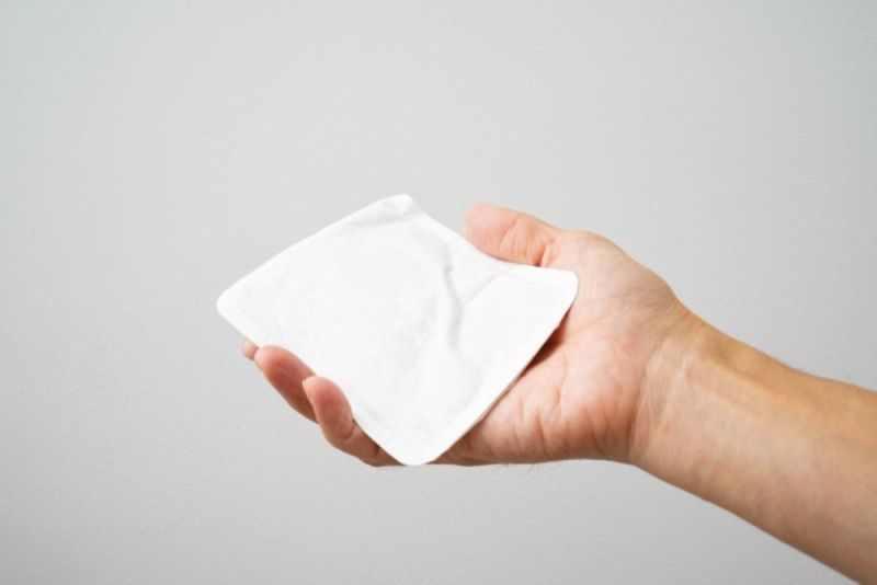 ▲環保局表示，暖暖包為「一般垃圾」，若未依規定丟棄者，可最高處6000元罰款。（示意圖／翻攝photoAC）